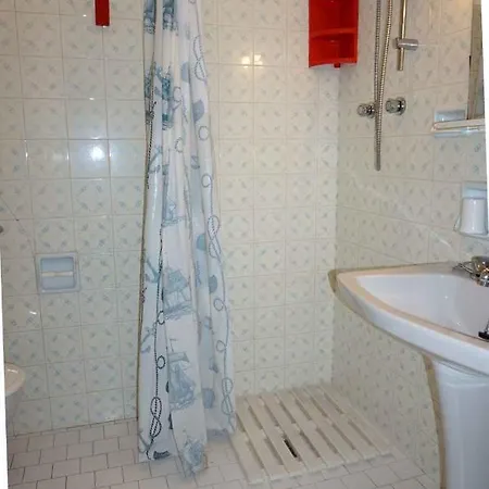 In 42877 Apartment